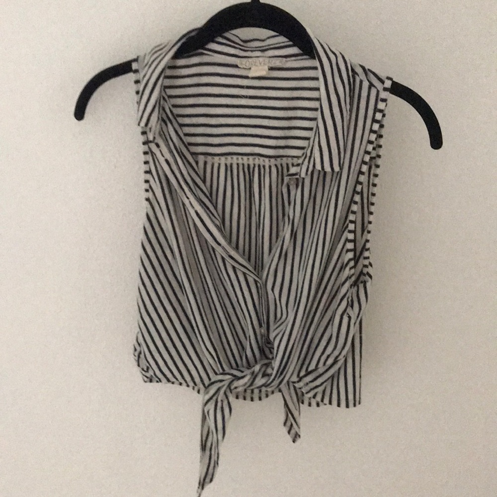Button-up Crop Top